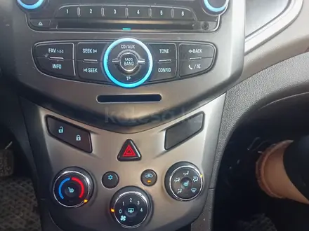 Chevrolet Aveo 2015 года за 3 700 000 тг. в Астана – фото 12