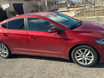 Hyundai Elantra 2018 года за 3 800 000 тг. в Актау – фото 3