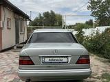 Mercedes-Benz E 220 1995 годаүшін3 000 000 тг. в Талдыкорган – фото 4