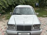 Mercedes-Benz E 220 1995 годаүшін3 000 000 тг. в Талдыкорган
