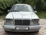Mercedes-Benz E 220 1995 годаүшін3 000 000 тг. в Талдыкорган – фото 2