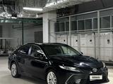 Toyota Camry 2023 года за 14 000 000 тг. в Астана – фото 2