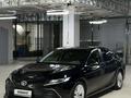 Toyota Camry 2023 года за 14 000 000 тг. в Астана