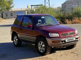 Toyota RAV4 1995 годаүшін2 600 000 тг. в Семей