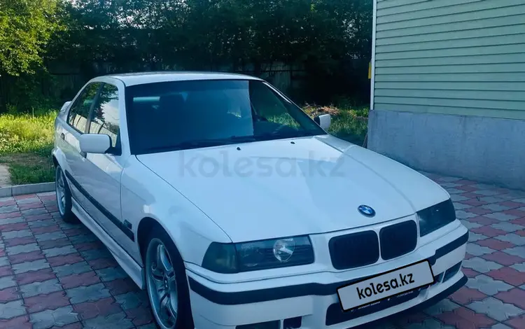 BMW 328 1996 годаүшін2 500 000 тг. в Алматы