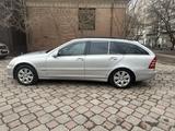 Mercedes-Benz C 320 2002 года за 5 000 000 тг. в Алматы – фото 3