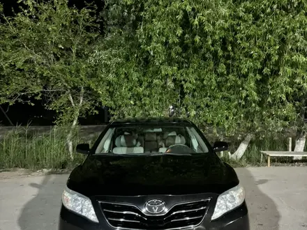 Toyota Camry 2011 года за 5 500 000 тг. в Жанаозен – фото 2