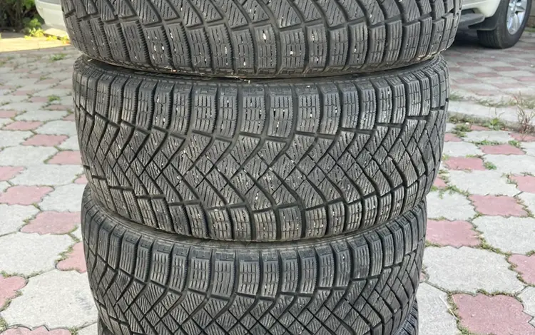 Шина зимнея Pirelli ice zero за 75 000 тг. в Алматы