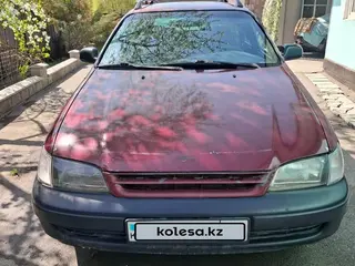 Toyota Carina E