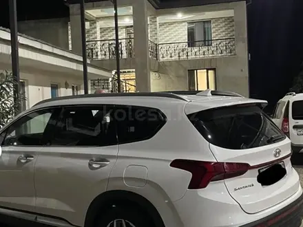 Hyundai Santa Fe 2021 года за 17 000 000 тг. в Костанай – фото 2