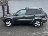 Toyota RAV4 2003 годаүшін5 300 000 тг. в Караганда