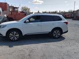 Mitsubishi Outlander 2018 года за 8 700 000 тг. в Костанай – фото 2
