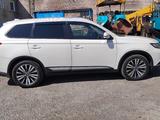Mitsubishi Outlander 2018 года за 8 700 000 тг. в Костанай – фото 3