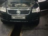 Volkswagen Touareg 2005 годаүшін2 600 000 тг. в Актобе