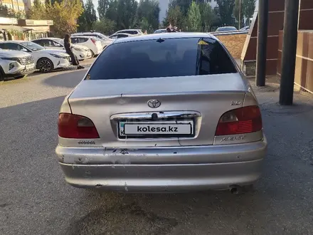 Toyota Avensis 1998 года за 2 300 000 тг. в Актобе – фото 2