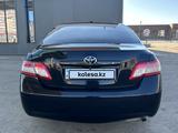 Toyota Camry 2010 годаfor6 900 000 тг. в Актобе – фото 4