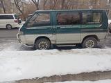 Mitsubishi Delica 1993 годаfor750 000 тг. в Алматы – фото 2