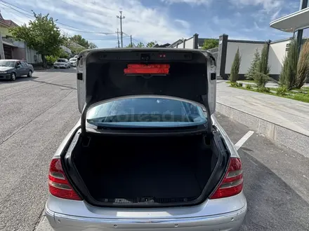 Mercedes-Benz E 55 AMG 2004 года за 9 000 000 тг. в Шымкент – фото 14