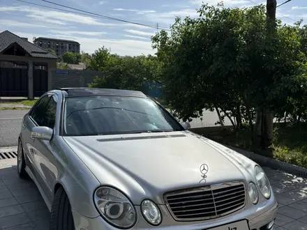 Mercedes-Benz E 55 AMG 2004 года за 9 000 000 тг. в Шымкент – фото 28