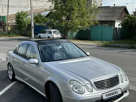 Mercedes-Benz E 55 AMG 2004 года за 9 000 000 тг. в Шымкент – фото 5