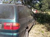 Volkswagen Sharan 1995 года за 1 150 000 тг. в Алматы – фото 3