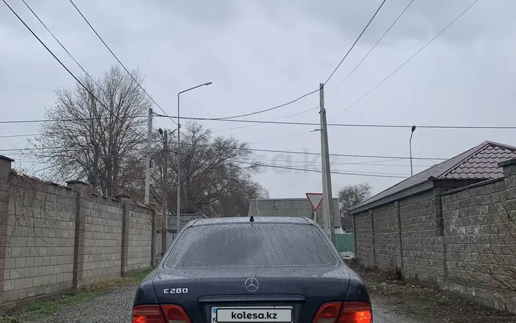 Mercedes-Benz E 280 1997 годаүшін2 200 000 тг. в Талдыкорган