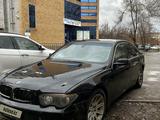 BMW 735 2001 года за 3 800 000 тг. в Актобе – фото 3