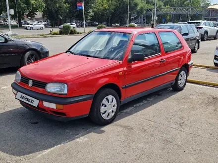 Volkswagen Golf 1993 года за 1 350 000 тг. в Алматы