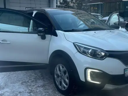 Renault Kaptur 2016 года за 8 000 000 тг. в Астана