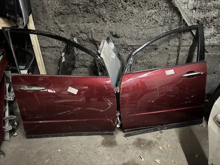 Двери на Subaru tribeca за 50 000 тг. в Караганда