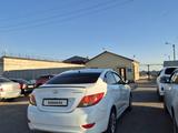 Hyundai Accent 2014 года за 3 500 000 тг. в Жезказган – фото 2