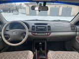 Toyota Camry 2004 годаүшін4 600 000 тг. в Усть-Каменогорск – фото 5