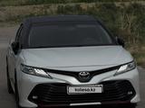 Toyota Camry 2020 года за 13 700 000 тг. в Тараз