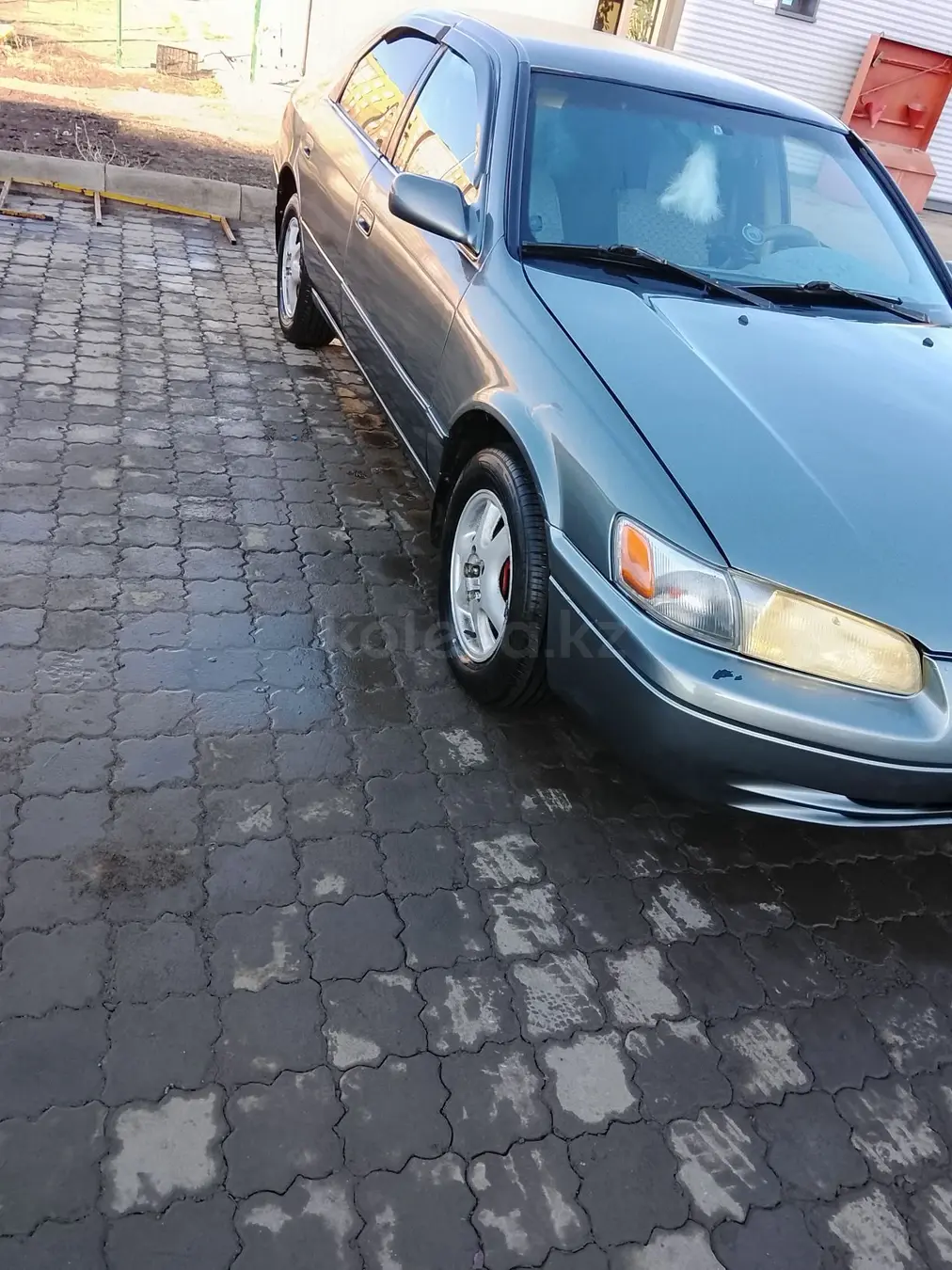 Toyota Camry, 1999