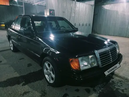 Mercedes-Benz E 230 1990 года за 1 000 000 тг. в Шымкент – фото 2