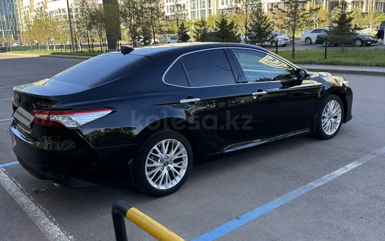 Toyota Camry 2019 года за 15 000 000 тг. в Астана