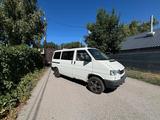 Volkswagen Caravelle 1992 года за 2 400 000 тг. в Караганда – фото 2