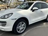 Porsche Cayenne 2011 года за 12 000 000 тг. в Петропавловск – фото 2