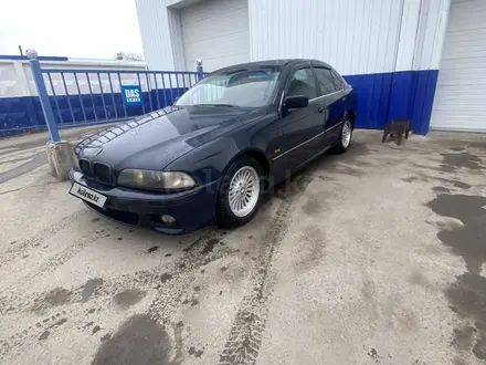 BMW 520 1997 года за 3 200 000 тг. в Павлодар