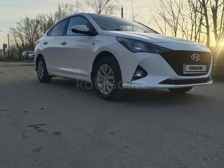 Hyundai Accent 2020 года за 6 900 000 тг. в Семей – фото 4