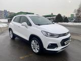 Chevrolet Tracker 2021 года за 7 000 000 тг. в Алматы