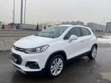Chevrolet Tracker 2021 года за 6 700 000 тг. в Алматы – фото 2