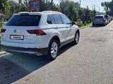 Volkswagen Tiguan 2018 года за 14 000 000 тг. в Алматы – фото 3