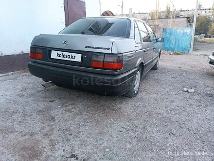 Volkswagen Passat 1993 года за 1 350 000 тг. в Тараз – фото 4