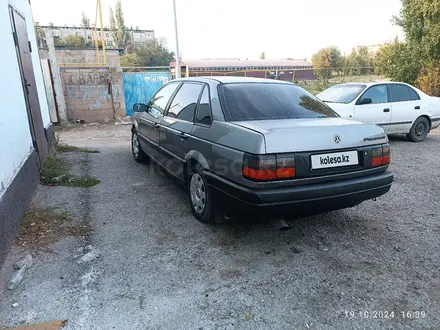 Volkswagen Passat 1993 года за 1 350 000 тг. в Тараз – фото 6