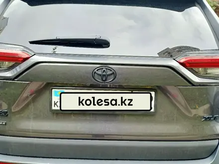 Toyota RAV4 2021 года за 15 000 000 тг. в Алматы – фото 2