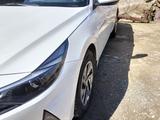 Hyundai Elantra 2021 года за 8 000 000 тг. в Шымкент – фото 2