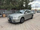 Toyota Avensis 2004 года за 3 250 088 тг. в Астана