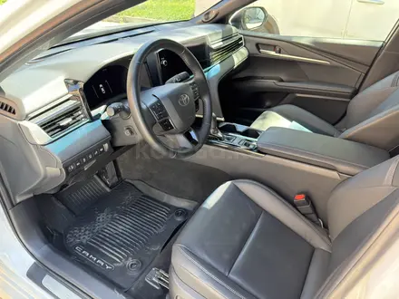 Toyota Camry 2024 года за 21 490 000 тг. в Усть-Каменогорск – фото 8
