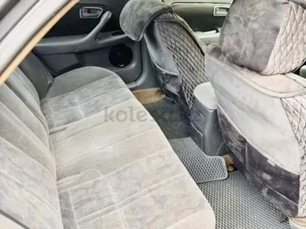 Toyota Camry 1997 года за 2 000 000 тг. в Астана – фото 8